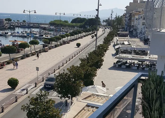 Marina Port Apartment Cambrils